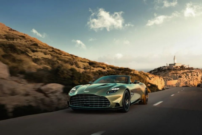 V12发动机，3.4秒破百，Vanquish Volante