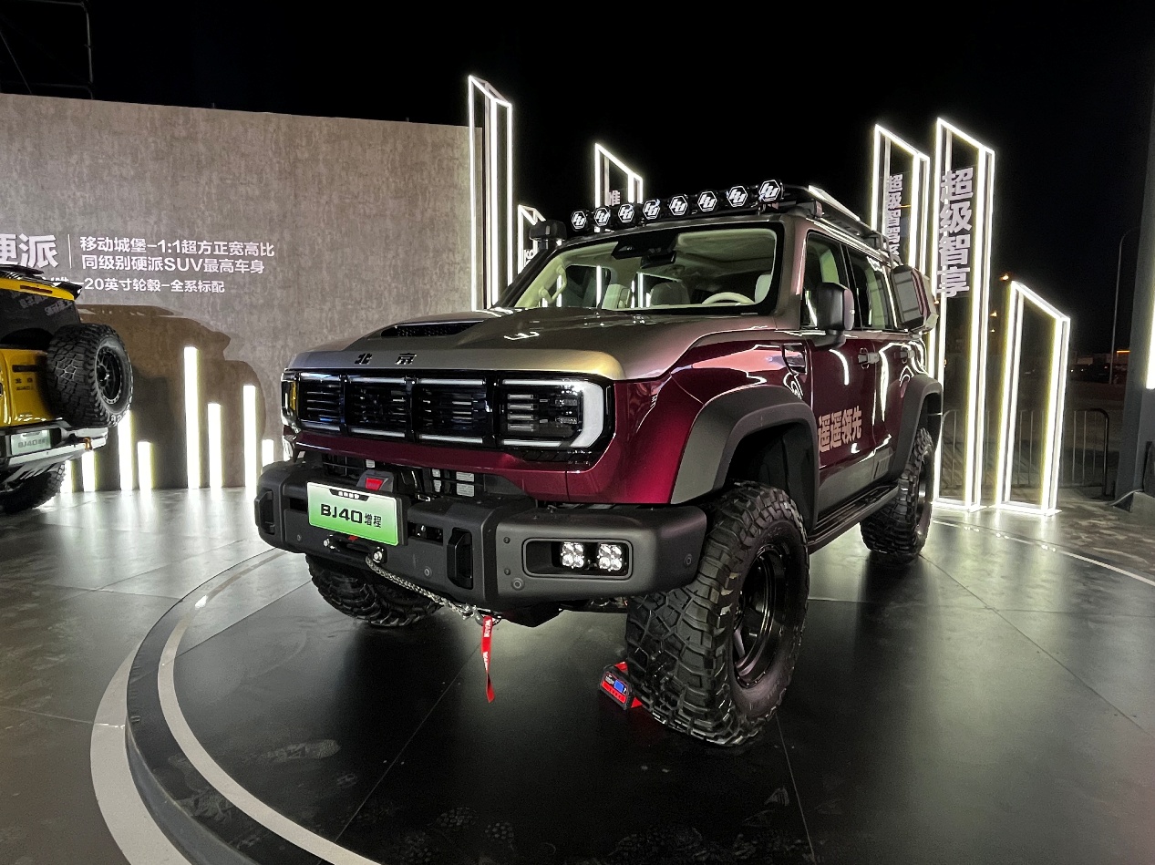 焕新价最低15.48万元起！北京越野BJ40增程上市
