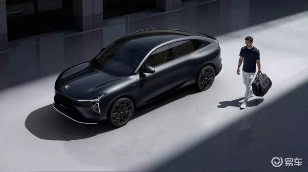 智己LS6：20万级智能SUV新宠，预售开启