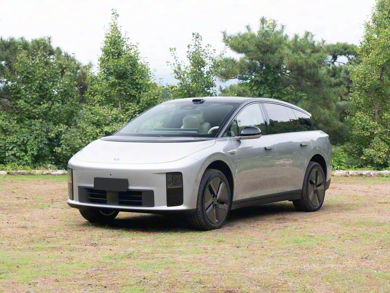 比理想i8便宜整整10万块？理想i6差在哪？一文帮你看懂