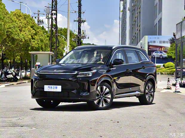 智能化提升/续航提升至230公里 新款蓝电E5 PLUS将于11月1日预售