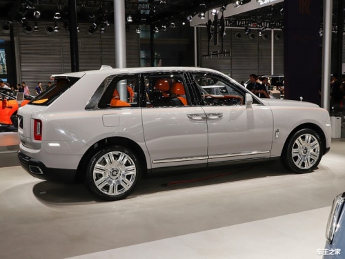 库里南 全部在售 2024款 2020款 2018款库里南最新行情 售价626万元起