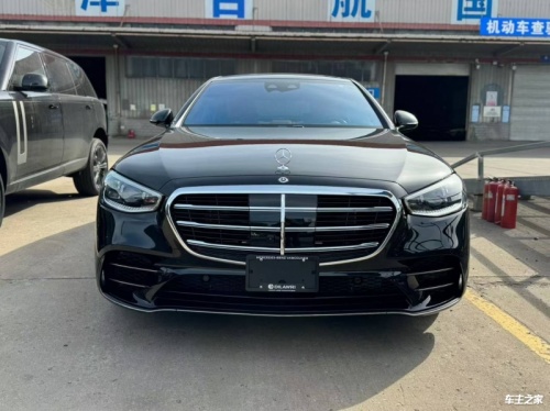 奔驰S级加版 全部在售 2025款 2024款 2023款 2022款 2021款 2020款成都平行进口奔驰S级加版价格最低129万起 欢迎前来试驾