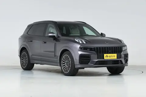 19 万 级 豪 华SUV ，后排
