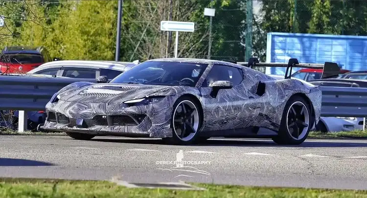 疑似法拉利296 Challenge Stradale谍照曝光 赛道取向可合法上路